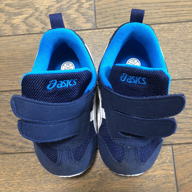 asics(アシックス)のアシックスナロータイプ キッズ/ベビー/マタニティのベビー靴/シューズ(~14cm)(スニーカー)の商品写真