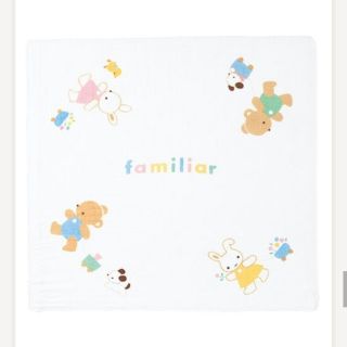 ファミリア(familiar)のmadako様専用　新品未開封✨familiarバスタオル（正方形）(タオル/バス用品)