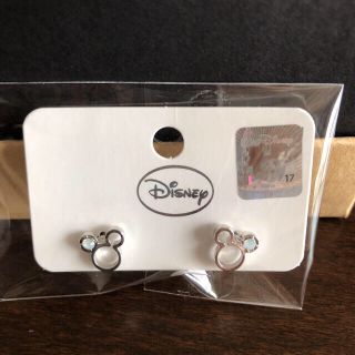 ディズニー(Disney)のミッキーモチーフピアス(ラッピング用品有料であります。)(ピアス)