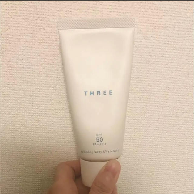 THREE(スリー)のTHREE 日焼け止め SPF50 コスメ/美容のボディケア(日焼け止め/サンオイル)の商品写真