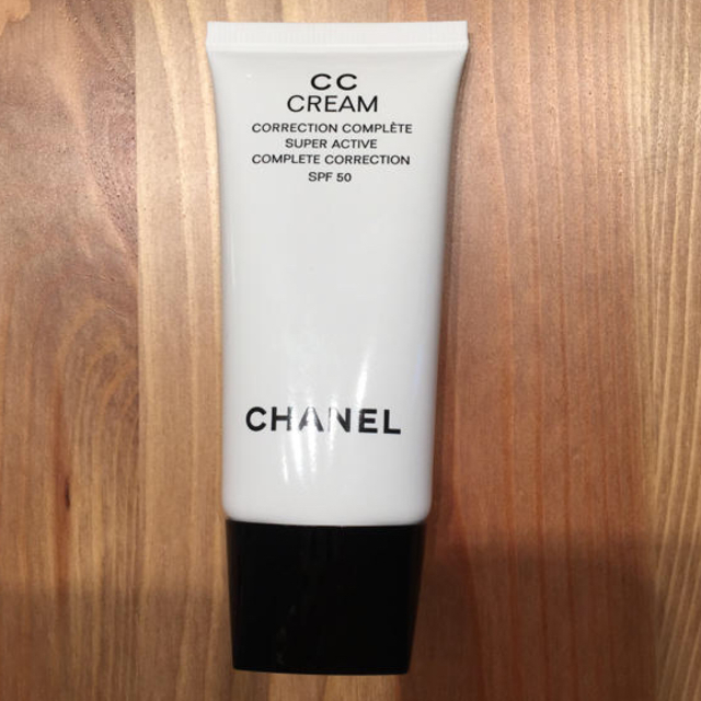 CHANEL(シャネル)のシャネル CCクリーム N 21ベージュ 新品未使用品 コスメ/美容のベースメイク/化粧品(化粧下地)の商品写真