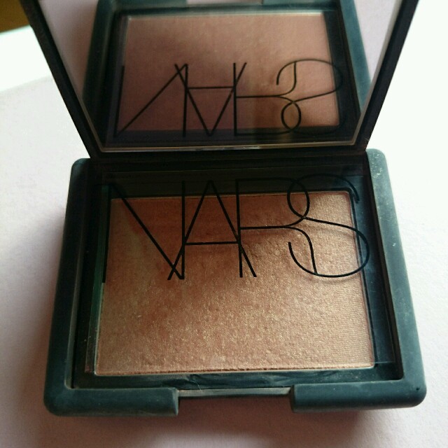 NARS(ナーズ)のNARS☆ブラッシュ(チーク) コスメ/美容のベースメイク/化粧品(その他)の商品写真