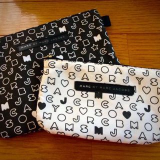 マークバイマークジェイコブス(MARC BY MARC JACOBS)の MARC BY MARC JACOBS(ポーチ)