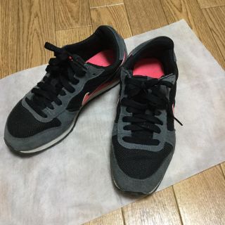 ナイキ(NIKE)のNIKE スニーカー(スニーカー)