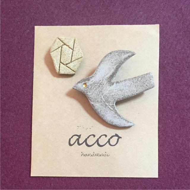 陶器 ブローチ 花と鳥の通販 By Acco ラクマ