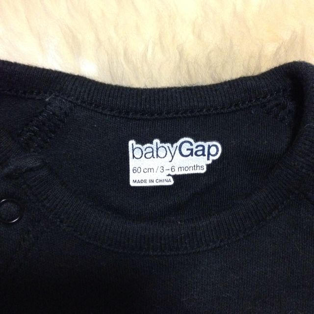 babyGAP(ベビーギャップ)の60センチロンパース キッズ/ベビー/マタニティのベビー服(~85cm)(ロンパース)の商品写真