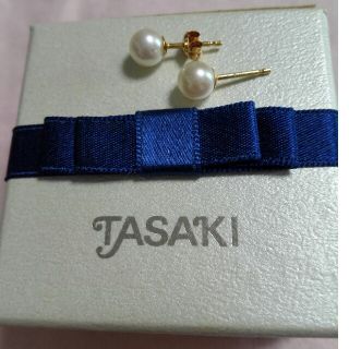 タサキ(TASAKI)の田崎真珠K18アコヤ真珠6mmピアス(ピアス)