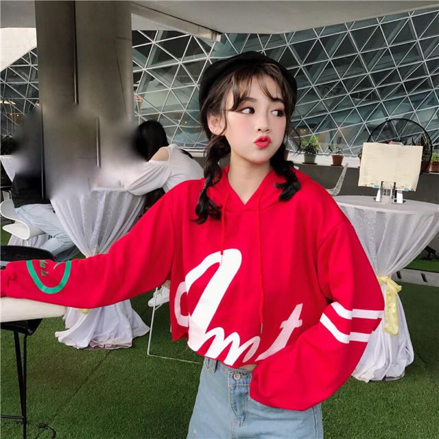 かわいいヘソ出し ショート丈パーカー 薄手 Wego スピンズの通販 By ひうたんママ S Shop ラクマ かわいいヘソ出し ショート丈パーカー 薄手 Wego スピンズの通販 By ひうたんママ S Shop ラクマ