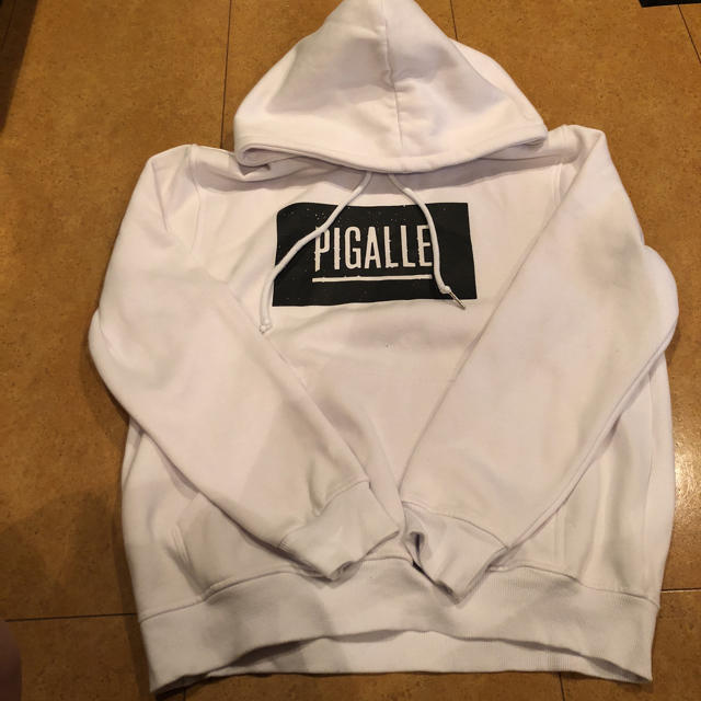 PIGALLE(ピガール)のPIGALLE ホワイト パーカー jusitn bieber 三代目着用 メンズのトップス(パーカー)の商品写真