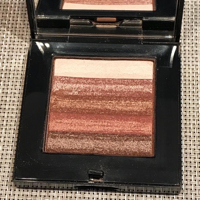 BOBBI BROWN(ボビイブラウン)の再値下げ✨ボビィブラウン✨シマーブリック(ブロンズ) コスメ/美容のベースメイク/化粧品(フェイスカラー)の商品写真