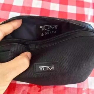 トゥミ(TUMI)のTUMI　小物入れ アイマスク ボールペン キールズのクリーム DELTA(その他)