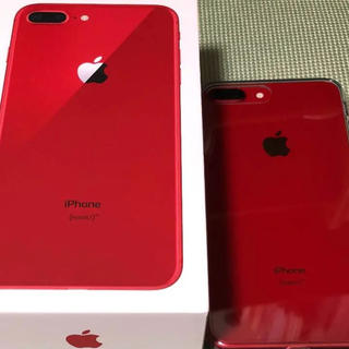 アップル(Apple)のiPhone8plus Red 256G(スマートフォン本体)
