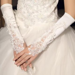 ウェディング ブライダル グローブ 白 結婚式 手袋の通販 by Union's ...