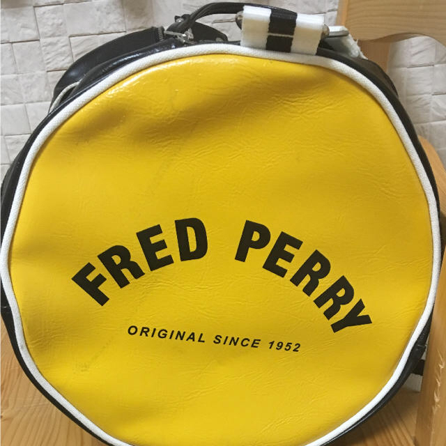 FRED PERRY(フレッドペリー)のsyou murasame様専用 フレッドペリークラシックバレルバッグ メンズのバッグ(ボストンバッグ)の商品写真