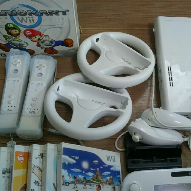 Wii U(ウィーユー)のwii  U まとめ売り エンタメ/ホビーのゲームソフト/ゲーム機本体(家庭用ゲーム機本体)の商品写真