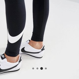 ナイキ(NIKE)の【Ｓサイズ】新品タグ付き Nike  ロゴレギンス ナイキ ブラック(レギンス/スパッツ)