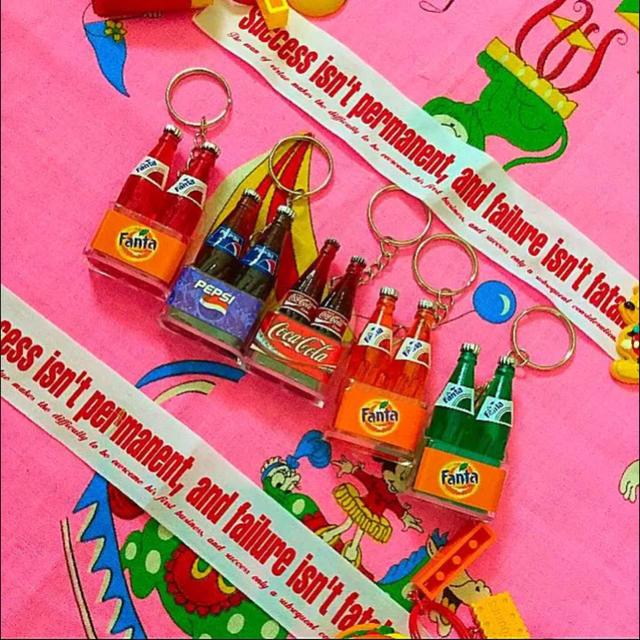 ラウンド DRINK2本瓶チャーム☺︎ 各種パーツ ラウンド DRINK2本瓶チャーム☺︎ 各種パーツ