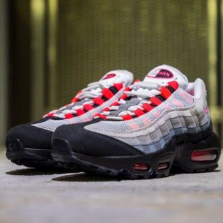 ナイキ(NIKE)の★最終即決価格★NIKE AIR MAX95 SOLAR RED 28cm(スニーカー)