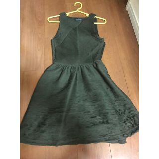 ザラ(ZARA)のZara 新品 未使用ワンピース🦋(ひざ丈ワンピース)