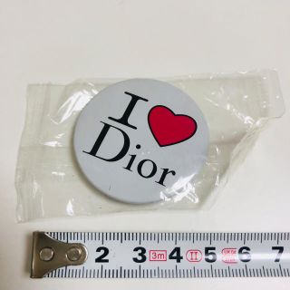 ディオール(Dior)のディオール 缶バッチ(バッジ/ピンバッジ)