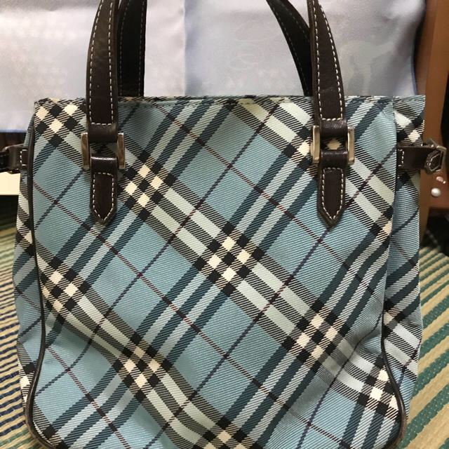 BURBERRY BLUE LABEL(バーバリーブルーレーベル)のバーバリー ブルーレーベル ハンドバッグ レディースのバッグ(ハンドバッグ)の商品写真