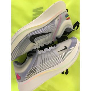 ナイキ(NIKE)の新品未使用 ナイキ ズームフライ ビートゥルー Zoom Fly Be True(スニーカー)