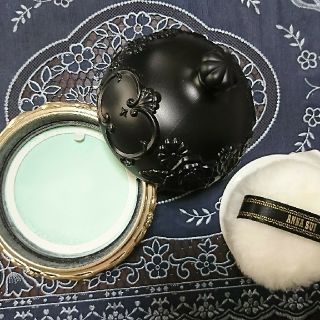 アナスイ(ANNA SUI)のアナスイルースパウダー   M900(フェイスパウダー)