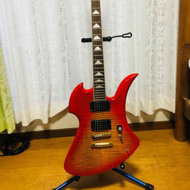 モッキンバード hideモデル 楽器のギター(エレキギター)の商品写真