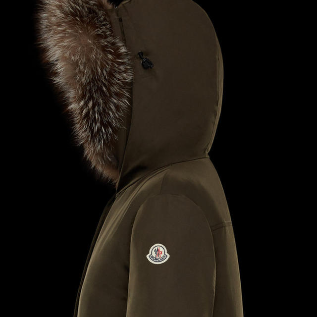 MONCLER(モンクレール)のモンクレール新品モッズコート最終値下げ レディースのジャケット/アウター(ダウンコート)の商品写真