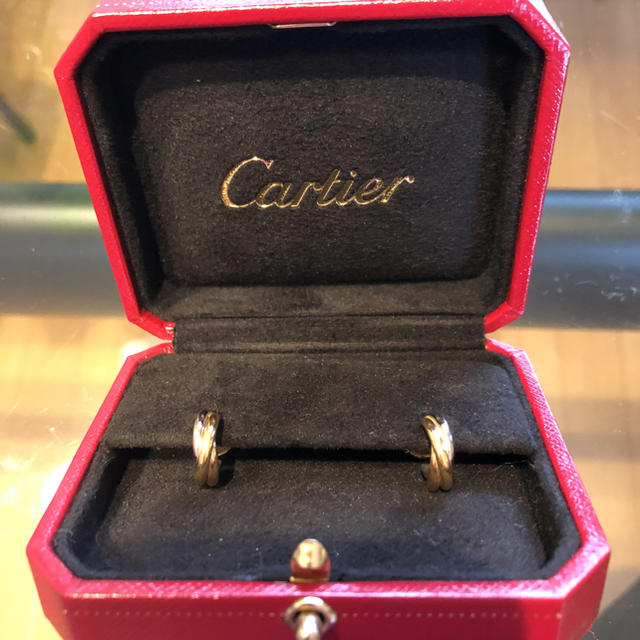 【期間限定】 Cartier - スリ-カラ−ゴールド。 トリニティ− カルティエ ピアス 【期間限定】 Cartier - スリ-カラ−ゴールド。 トリニティ− カルティエ ピアス
