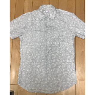 ユニクロ(UNIQLO)のシャツ(Tシャツ/カットソー(半袖/袖なし))