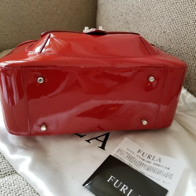 Furla(フルラ)のFURLA　エナメルバッグ レディースのバッグ(ハンドバッグ)の商品写真