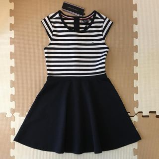 トミーヒルフィガー(TOMMY HILFIGER)の【新品タグ付】★ トミーヒルフィガー ★半袖ワンピース★130★(ワンピース)