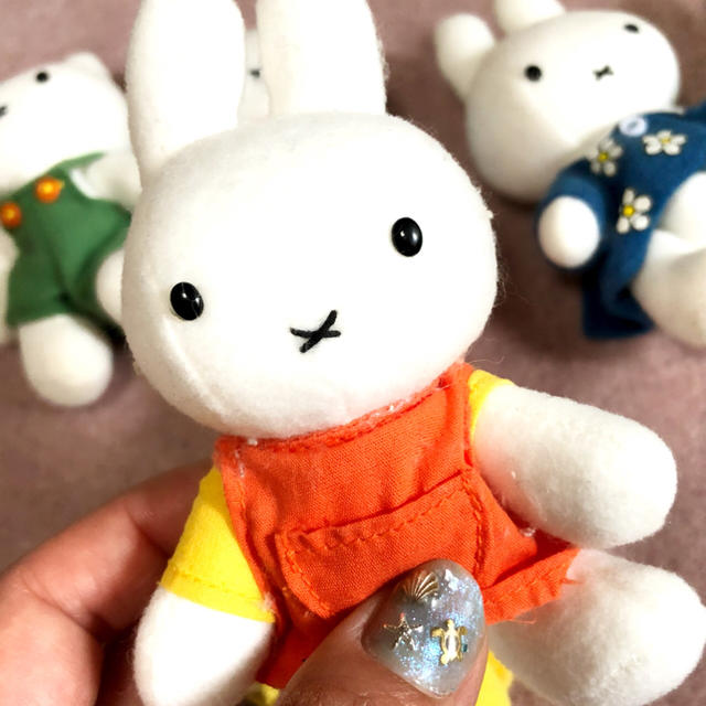 FELISSIMO(フェリシモ)のMiffyミッフィうさこちゃんブルーナ着せ替えぬいぐるみ人形6個セットフェリシモ エンタメ/ホビーのおもちゃ/ぬいぐるみ(キャラクターグッズ)の商品写真