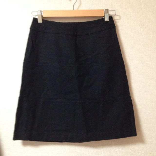 NATURAL BEAUTY BASIC(ナチュラルビューティーベーシック)のNBB 黒スカート レディースのスカート(ミニスカート)の商品写真