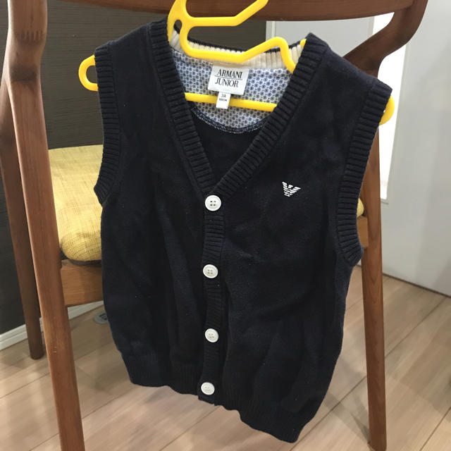 ARMANI JUNIOR(アルマーニ ジュニア)のアルマーニジュニア    ベスト キッズ/ベビー/マタニティのキッズ服男の子用(90cm~)(カーディガン)の商品写真