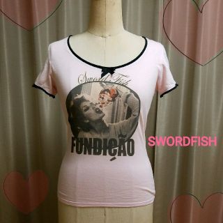 ソードフィッシュ(SWORD FISH)のガーリープリント♥リボンTシャツ(Tシャツ(半袖/袖なし))