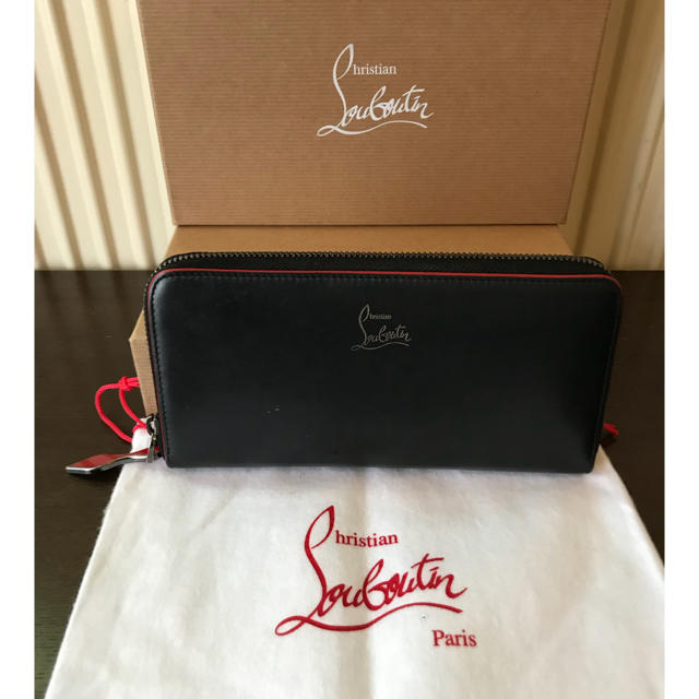 Christian Louboutin(クリスチャンルブタン)のクリスチャン ルブタン 財布 レディースのファッション小物(財布)の商品写真