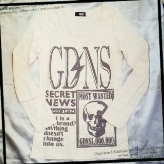 グラッドニュース(GLAD NEWS)のスカル　ロンＴ　新品(Tシャツ(長袖/七分))