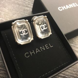 CHANEL - 2018春夏新作★CHANEL シャネル★CCマーク クリスタル ピアス 箱の通販｜ラクマ