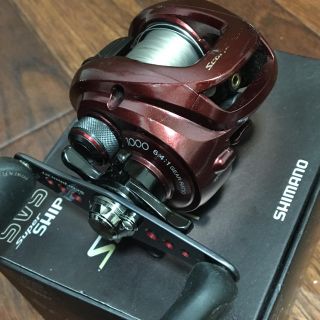 シマノ(SHIMANO)のシマノ スコーピオンxt1000 箱ありライン付き(リール)