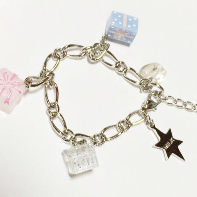 MILK(ミルク)のMILK♡アイスプレゼント ブレスレット レディースのアクセサリー(ブレスレット/バングル)の商品写真