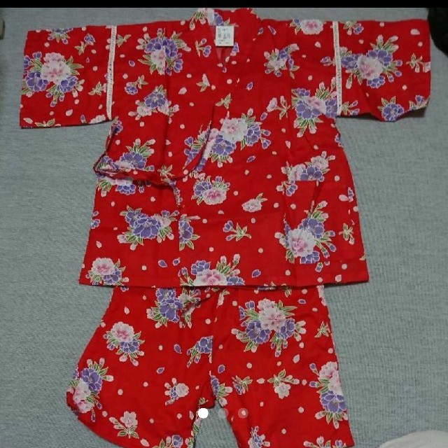 甚平 110 女児 キッズ/ベビー/マタニティのキッズ服女の子用(90cm~)(甚平/浴衣)の商品写真