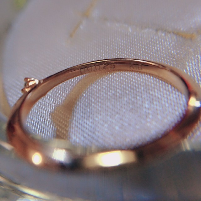 K18ダイヤつきシンプルリング レディースのアクセサリー(リング(指輪))の商品写真
