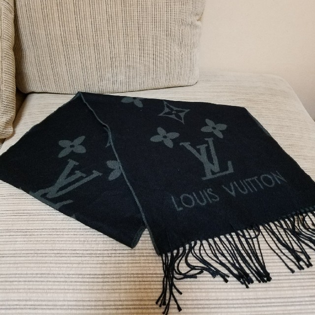 LOUIS VUITTON(ルイヴィトン)のLouis Vuitton＊リバーシブルマフラー レディースのファッション小物(マフラー/ショール)の商品写真