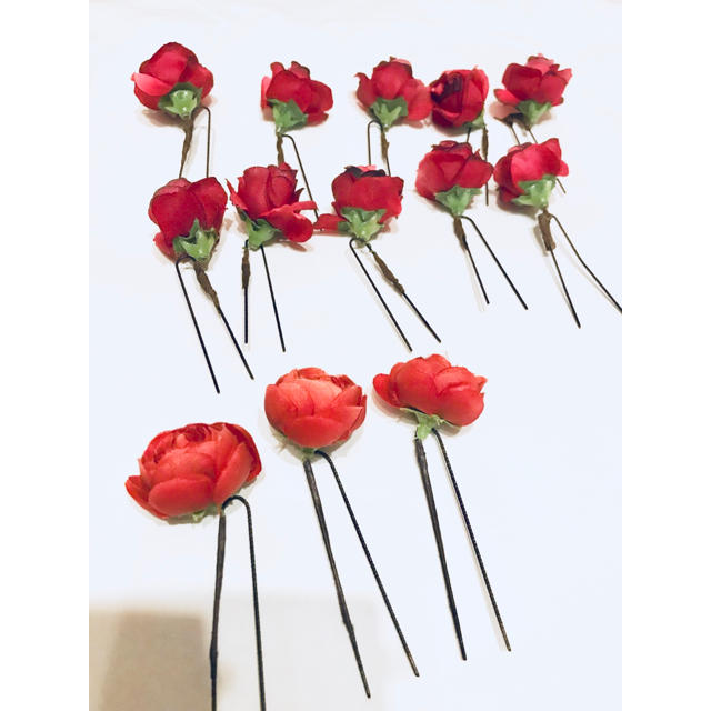 髪飾り 赤 バラ ヘアアクセサリー ヘアピン 花 の通販 By フレグランス ラクマ