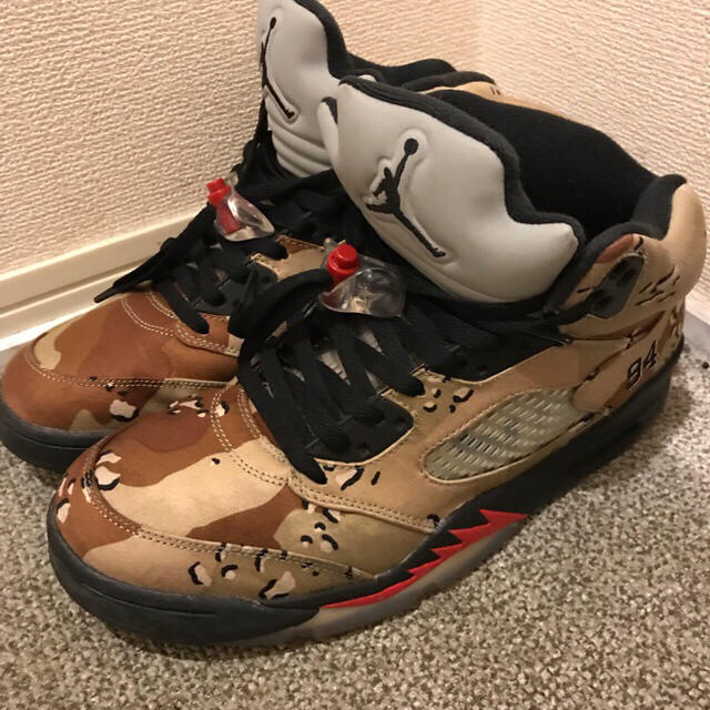 Supreme(シュプリーム)のsupreme jordan 5 28.5cm メンズの靴/シューズ(スニーカー)の商品写真