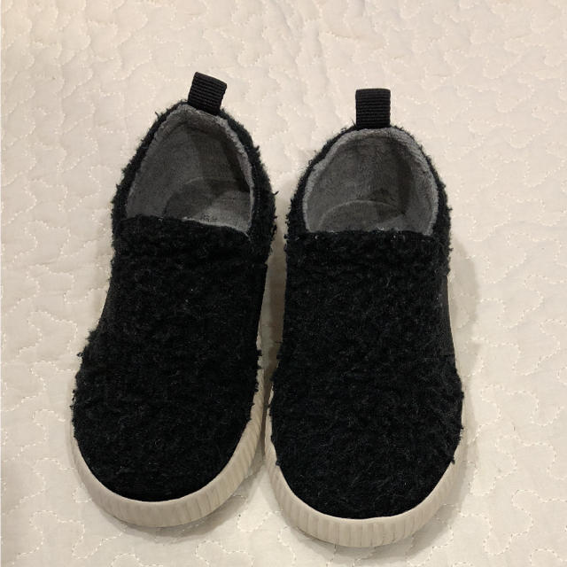 ZARA KIDS(ザラキッズ)のZARA スリッポン 約15センチ キッズ/ベビー/マタニティのキッズ靴/シューズ(15cm~)(スリッポン)の商品写真