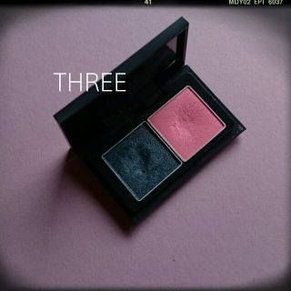 スリー(THREE)のTHREE アイシャドーパレット デュオ(その他)