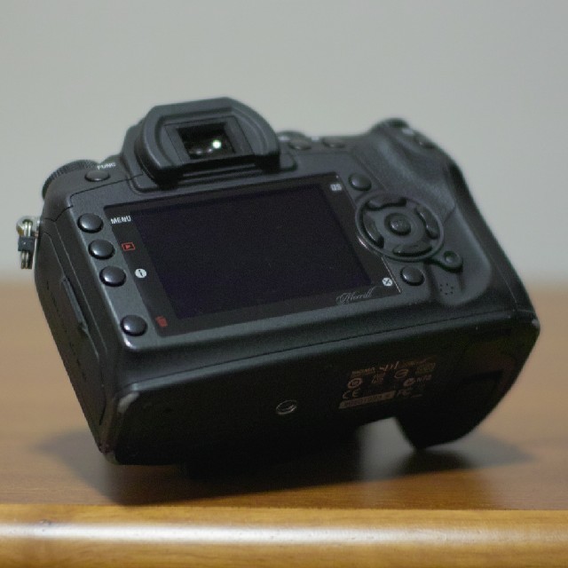 SIGMA(シグマ)のSD1 merrill 17-50 f2.8 キット スマホ/家電/カメラのカメラ(デジタル一眼)の商品写真